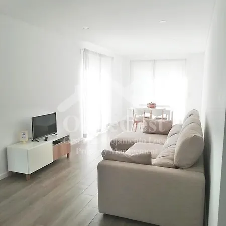 Iris Lourinha (Lisbon)